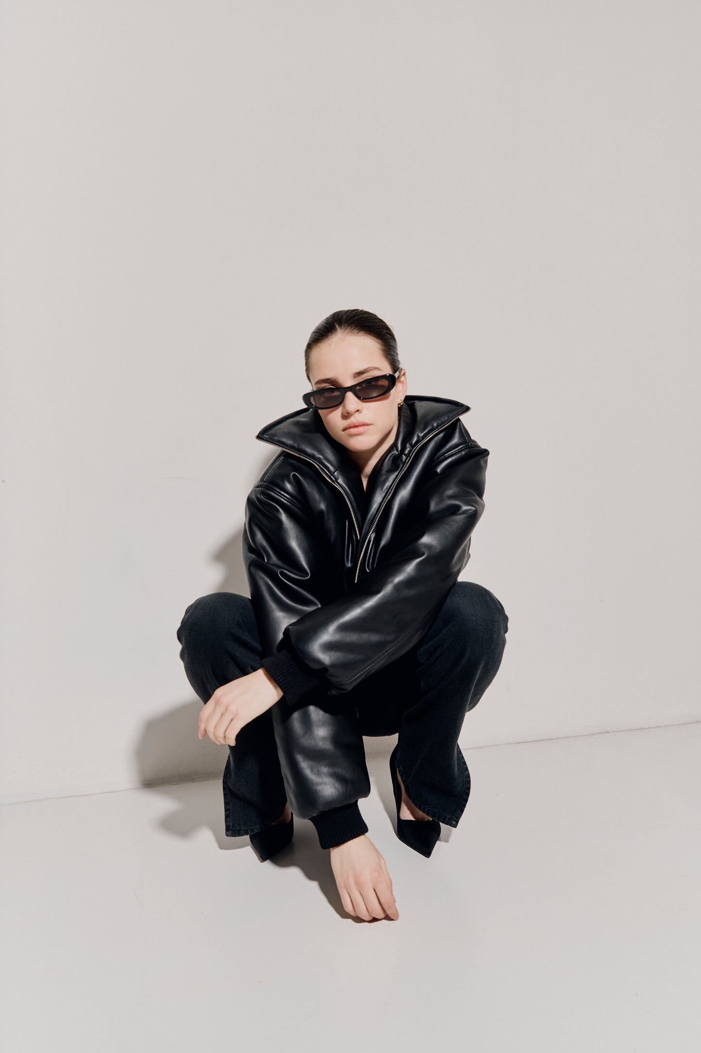 Stella Bomber - Black